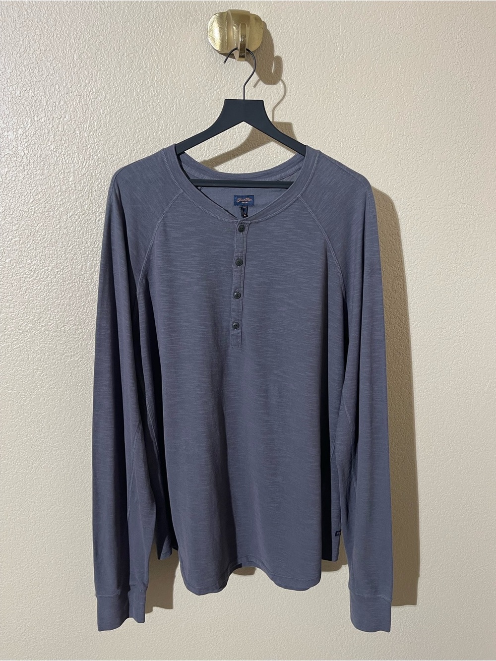 Good Man Brand Long-Sleeve Henley in Slate